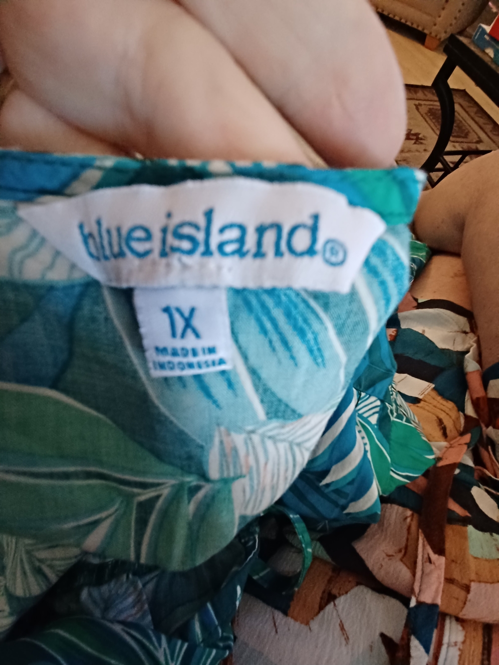 Blue Island Womens Size 1X Tropical Blue Green Tropical Beach Cover-Up. - Picture 8 of 9